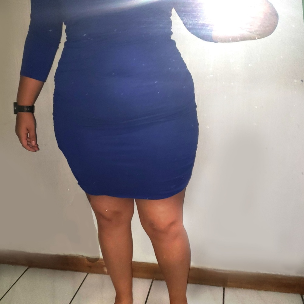 EXPRESS modest body con dress with 3/4 sleeve